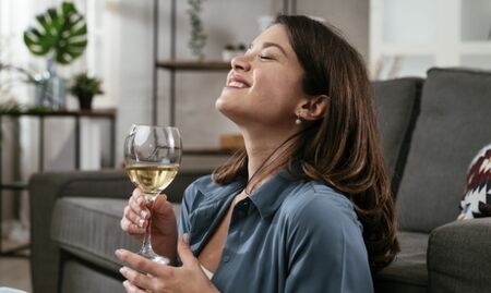 Какво се случва в тялото, ако пиете вино всяка вечер?