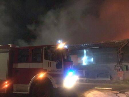Потушен е пожарът във фабриката за пелети в Старозагорско