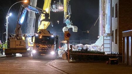 Трагедия в Белгия : Трима загинаха при срутване на блок