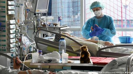 Германия регистрира над 26 300 случая на коронавирус за денонощие