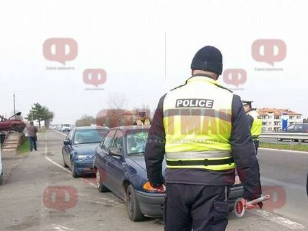 Засилен контрол по пътищата в страната в края на новогодишните празници