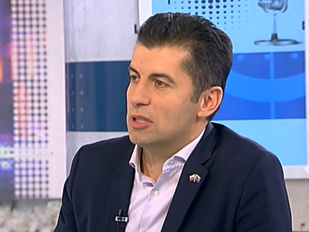 Кирил Петков: Стефан Янев не разполага с правото си на собствено мнение
