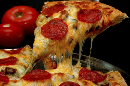 Може ли да се яде пица всеки ден и кога е вредна