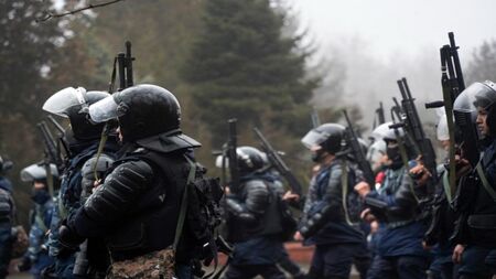Беларус определи събитията в Казахстан като опит за преврат