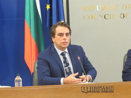 Асен Василев: България технически е готова да приеме еврото