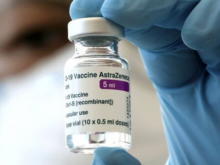 4800 дози от ваксината на AstraZeneca пристигнаха днес у нас