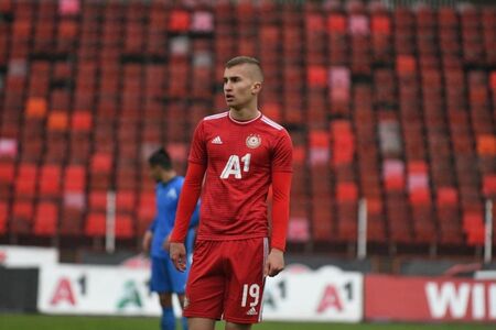 ЦСКА се отказа от сина на президента, Георги Радев прекратява кариерата си
