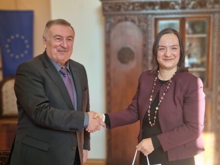 Губернаторът Стойко Танков прие генералния консул на Турция в Бургас Сенем Гюзел