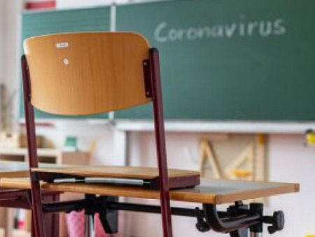 Ужасяваща статистика: Ковид ни отне над 200 учители от началото на пандемията