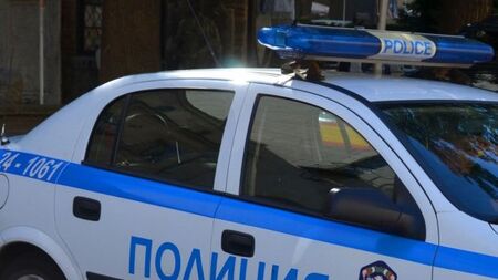 Дете с церебрална парализа изчезна безследно, издирват го полицаи, водолази и пожарникари (СНИМКА)
