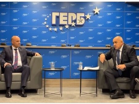 Борисов към македонския премиер: Имате прекрасни условия да решите най-тежките проблеми