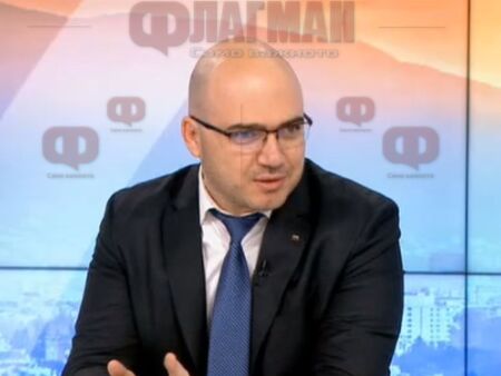 Шефът на комисията по туризъм в парламента Илин Димитров прогнозира глад за работници в курортите ни заради конфликта между Русия и Украйна