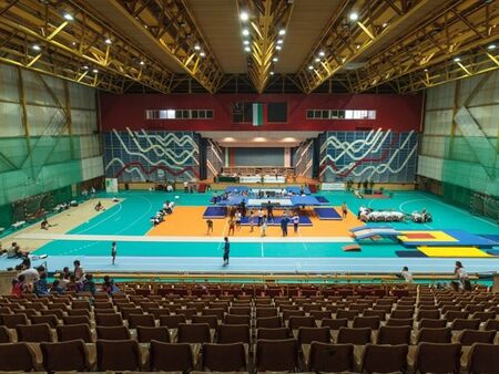 Зала "Младост" в Бургас приема волейболно шоу