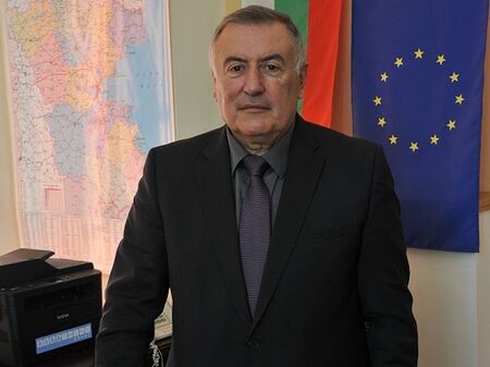 Губернаторът Стойко Танков разпореди проверка след последната сесия на ОбС-Бургас