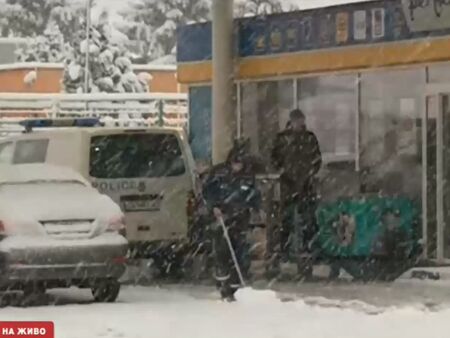 Извънредно! Грабеж на бензиностанция