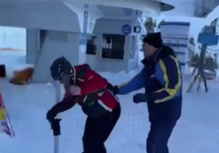 Бой на ски лифта в Банско