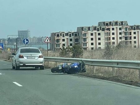 57-годишният моторист от Израел се забил в БМВ край Поморие