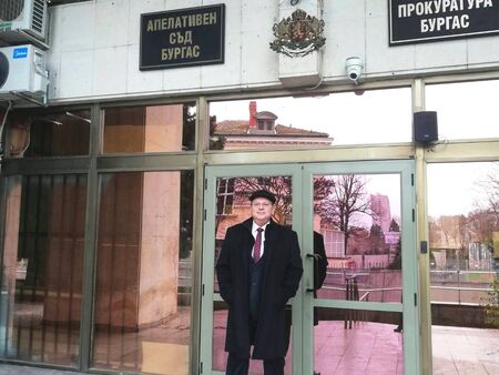 Бившият адвокат Благой Потеров се пенсионира след една година съдийстване