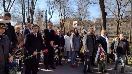 Бургас почете паметта на Апостола (ВИДЕО)