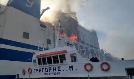 Двама от българите в неизвестност след пожара на ферибота са се качили на хеликоптер