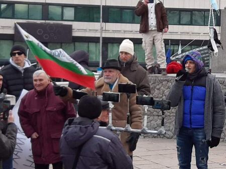 Протест пред Министерския съвет заради зеления сертификат