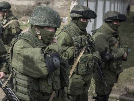 Русия заяви, че е превзела стратегическо летище на северозапад от Киев
