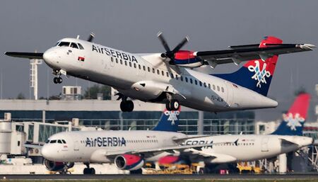 Под натиск: Сърбия намалява полетите до Москва