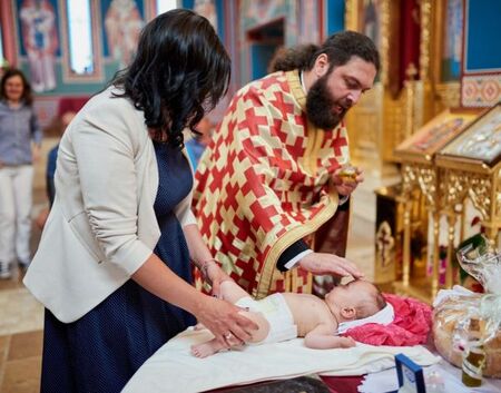 Тайната на кръщението - защо православните християни трябва да бъдат кръстени?