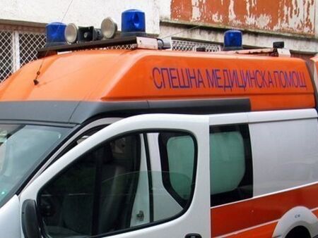 Друсан и пиян мъж заби джобно ножче в гърдите на 29-годишен в Плевенско