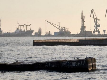 Украйна изгуби достъп до Азовско море, Мариупол под обсада