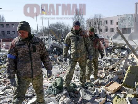 50 трупа извадиха от руините на казарма в Николаевска област след ракетен обстрел