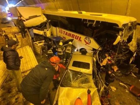 Над 30 ранени при верижна катастрофа до Истанбул