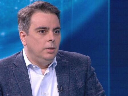 Асен Василев: Коалицията е стабилна, няма нужда от форсмажор, с "Газпром" няма да преговаряме
