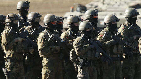 НАТО изпраща 900 военнослужещи в България