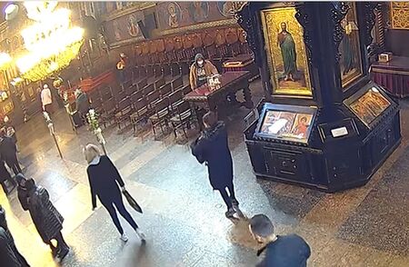 Откраднаха кутия с дарения за Украйна от храм „Света Неделя” в София (ВИДЕО)