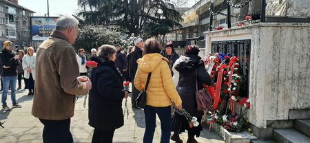 Бургас почете паметта на тракийските бежанци