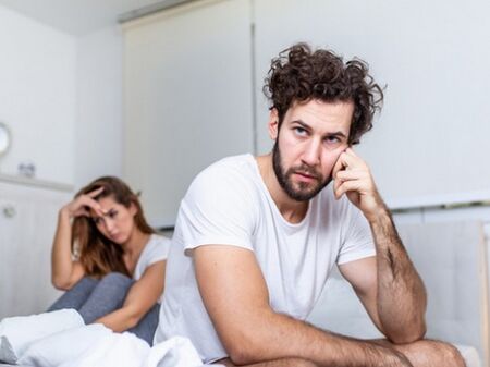 6 знака, че партньорът ви страда от криза на средната възраст