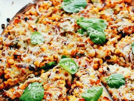 Рецепта за супер лесна и вкусна пица без тесто