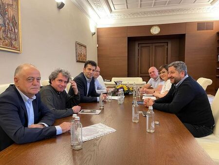 Коалиционен съвет се събра в МС – обсъждат военна помощ за Украйна и избора на шеф на БНБ (обновена)