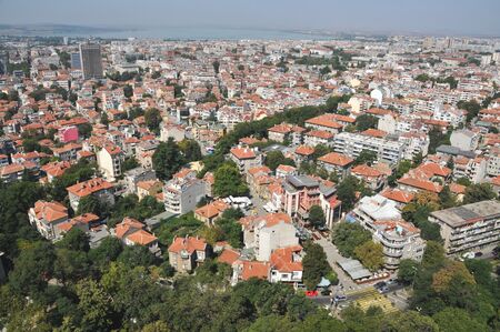 Сериозен ръст на цените на имотите, стават недостъпни за средния българин