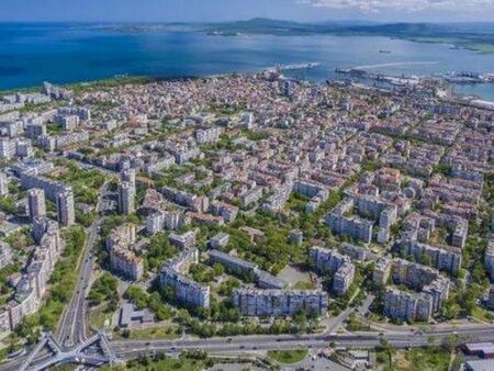 Дeceттe нaй-гoлeми oбщини y нac щe имaт дocтъп дo нaд 1 млpд. лeвa