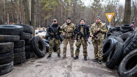 Мирът в Украйна ще се изплъзва, докато едната страна не направи военен пробив
