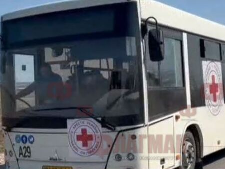 Над 1000 души от Мариупол са евакуирани в Запорожие
