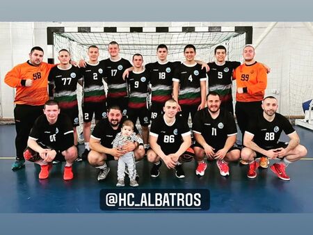 ХК "Албатрос"-Бургас отиват на финали в София