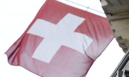 Невероятни разкрития за банкер на годината в Швейцария