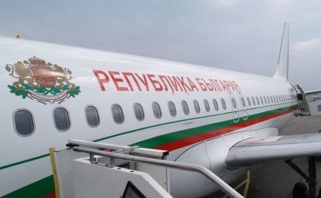 Правителственият самолет прибира българските моряци
