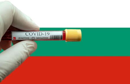 Продължава да намалява заболеваемостта от COVID-19 на двуседмична база