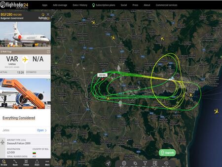 Необяснимо! Правителственият самолет прави странни въртележки над Варна