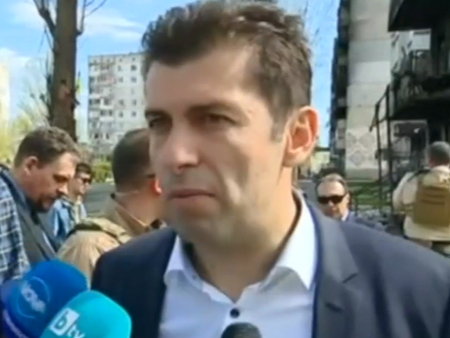 Кирил Петков от Украйна: Тук е пълен ужас, мирни граждани стават мишени (НА ЖИВО)