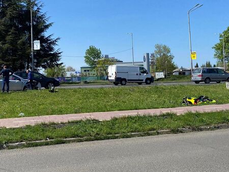 Зрелищно видео от сблъсъка между мотор и Шевролет на бул. „Проф. Яким Якимов“ в Бургас